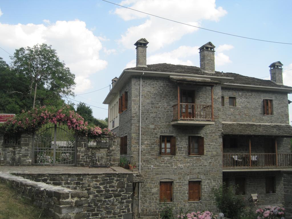 צפלובו Hotel Tymfi מראה חיצוני תמונה
